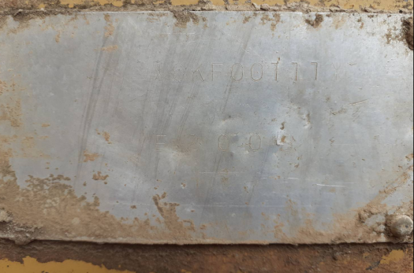 รถขุดแบ็คโฮ CAT E200B ไม่มีทะเบียน เครื่อง ปั้ม ช่วงล่างดี สนใจโทร0835601591,0903494058  อยู่ จ.อุดรธานี