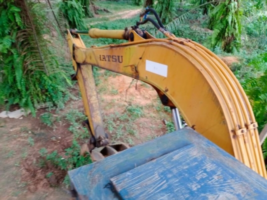 ขายKOMATSU PC60-3 บุ้งกี๋อย่างเดียวราคา 170,000