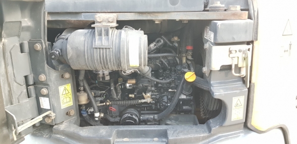 รถขุดโคมัสสุPC40MR2