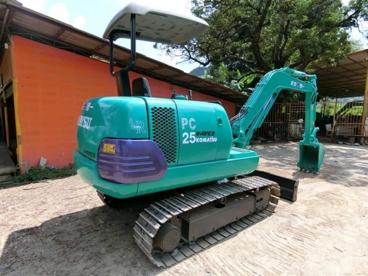 ขายรถขุดแบคโฮ KOMATSU PC25-7 ขนาดPc25 รถเก่านอกแท้100\% คอลโทนสั้น เครื่องแน่น ระบบไว รถพร้อมใช้งาน เอกสารใบอินวอยครบ          ????ราคา 350,000 ต่อรองได้???? ☎ติดต่อ 096-3268553 (สถิตย์พันธ์) ????ID LINE 0963268553 ร้านรุ่งเจริญแทรกเตอร์ อำเภอพระพุทธบาท จั