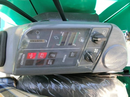 ขายรถขุดแบคโฮ KOMATSU PC25-7 ขนาดPc25 รถเก่านอกแท้100\% คอลโทนสั้น เครื่องแน่น ระบบไว รถพร้อมใช้งาน เอกสารใบอินวอยครบ          ????ราคา 350,000 ต่อรองได้???? ☎ติดต่อ 096-3268553 (สถิตย์พันธ์) ????ID LINE 0963268553 ร้านรุ่งเจริญแทรกเตอร์ อำเภอพระพุทธบาท จั