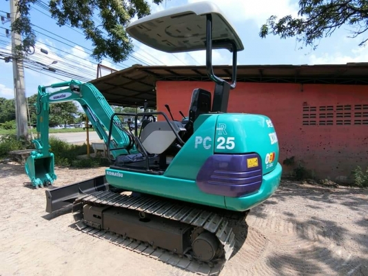 ขายรถขุดแบคโฮ KOMATSU PC25-7 ขนาดPc25 รถเก่านอกแท้100\% คอลโทนสั้น เครื่องแน่น ระบบไว รถพร้อมใช้งาน เอกสารใบอินวอยครบ          ????ราคา 350,000 ต่อรองได้???? ☎ติดต่อ 096-3268553 (สถิตย์พันธ์) ????ID LINE 0963268553 ร้านรุ่งเจริญแทรกเตอร์ อำเภอพระพุทธบาท จั
