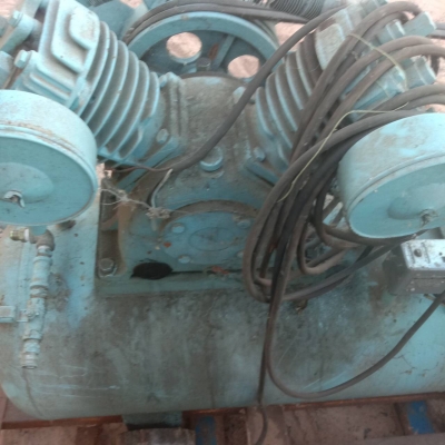 ขายปั้มลมสภาพสวยพร้อมใช่งานไดใหม่