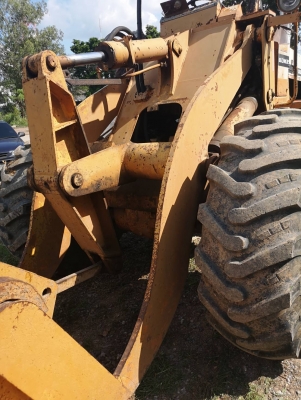 ปิดการขาย!!รถตักล้อยางKomatsu 515 ยางดี4เส้น ใช้งานได้ดี