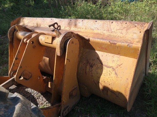 ปิดการขาย!!รถตักล้อยางKomatsu 515 ยางดี4เส้น ใช้งานได้ดี