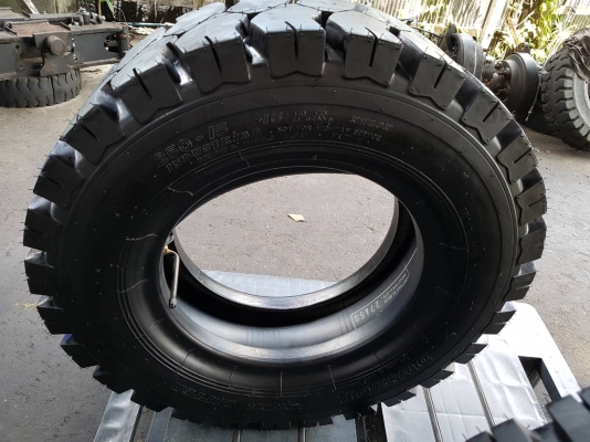ขายยางลมรถยกโฟล์คลิฟท์ขนาด 250-15