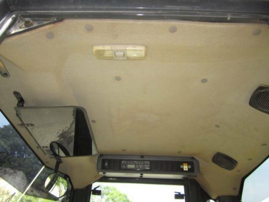 ขาย รถตัก KOMATSU WA320-7 ปี2015 นำเข้าจากญี่ปุ่น ระบบดี สีเดิมทั้งคัน ขายถูก โทร.090-986-2521 อ๊อบ