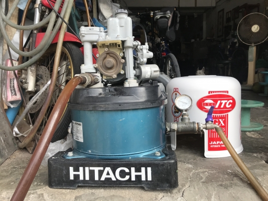ขายปั๊มน้ำอัตโนมัติ Hitachi 150W เบิกฝาครอบใหม่ สภาพดีสวยใหม่มาก หมุนนิ่ม ตรวจเช็คแรงดันเรียบร้อย ไม่มีรั่วซึม พร้อมใช้งาน ราคา 2,200 บาทพร้อมส่งครับ
