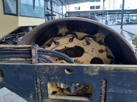 ขาย 1,250,000 รถบดสั่นสะเทือน 20 ตัน BOMAG BW 219 DH-3 ล้อเหล็กเรียบหนา 2 เพลา หัวเก๋ง ยางดี เครื่องดี ปั้มสั่นแรง รถปี 1997 เล่มทะเบียน รถสวยพร้อมใช้เอกสารเล่มพร้อมโอน รถอยู่ กทม. 090-772-3710 090-772-3708 ขาย 1,250,000 รถบดสั่นสะเทือน 20 ตัน BOMAG BW 219 DH-3 ล้อเหล็กเรียบหนา 2 เพลา หัวเก๋ง ยางดี เครื่องดี ปั้มสั่นแรง รถปี 1997 เล่มทะเบียน รถสวยพร้อมใช้เอกสารเล่มพร้อมโอน รถอยู่ กทม. 090-772-3710 090-772-3708