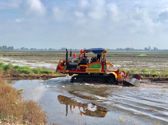 ขายรถตีดิน