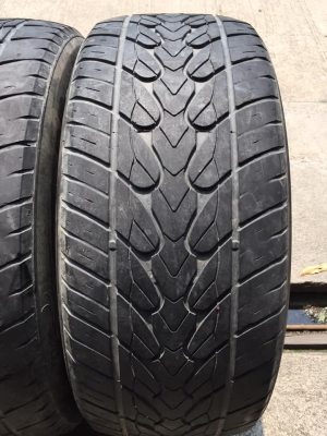 ยาง.Cabon 265/50/20ปี16 ดอกยางเหลือๆ โทร0879050181.ส่งได้ครับ
