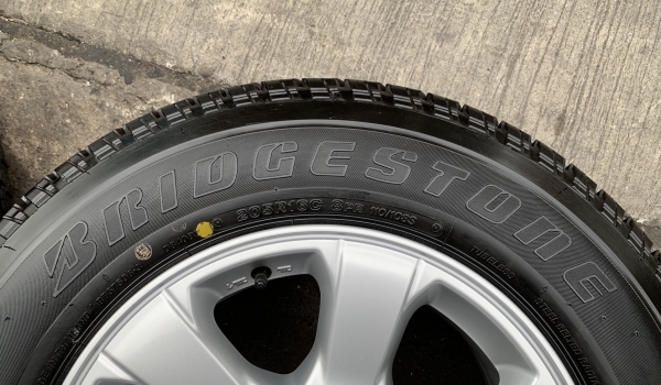 ล้อแม็กป้ายแดง ISUZU D-MAX Blue Power ขอบ 16 พร้อมยางป้ายแดง 205R16 Bridgestone ปี 19 สวยกริ๊บๆ