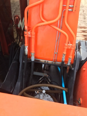 ขายแบคโฮ HiTachi zx200-5G ขายแบคโฮ HiTachi zx200-5G