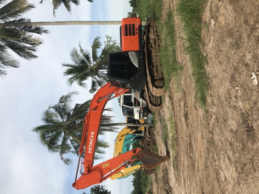 ขายแบคโฮ HiTachi zx200-5G