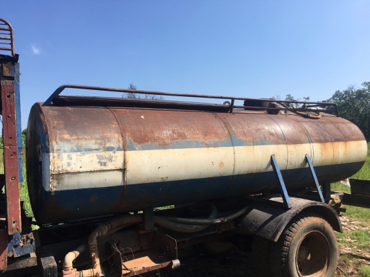 ขายถังน้ำพร้อมอุปกรณ์ รถหกล้อ 26000บาท พร้อมใช้งาน