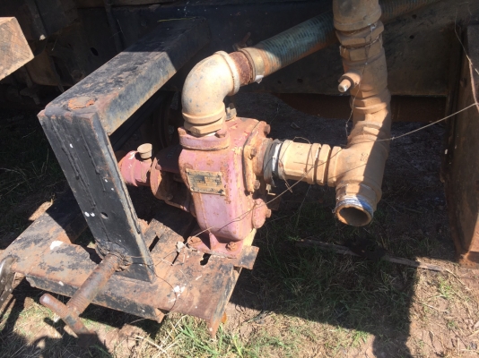 ขายถังน้ำพร้อมอุปกรณ์ รถหกล้อ 26000บาท พร้อมใช้งาน