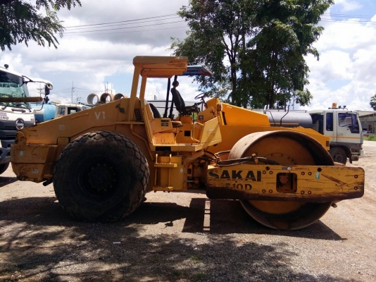 ขายรถบด SAKAI SV510D 10ตันสั่นสะเทือนราคา 1,100,000 เอกสารเล่มทะเบียน