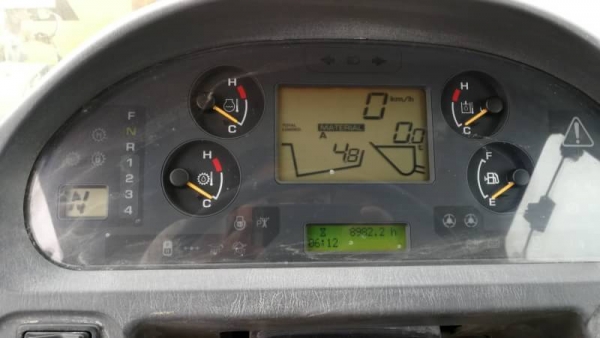 KOMATSU WA380-5 นำเข้าจากญี่ปุ่น สภาพสวยมาก แรงดีเหลือเฟือ