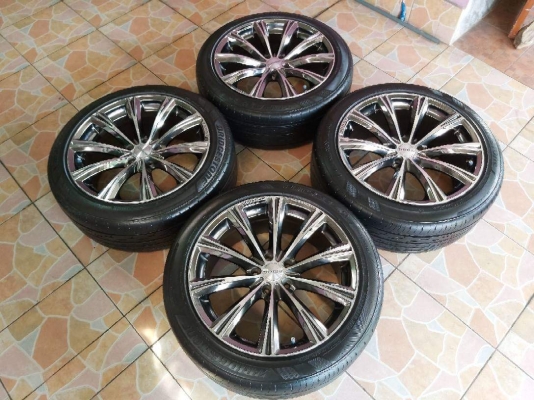 ล้อแม็ก Venerdi CRS(งานไต้หวัน) ขอบ 19 พร้อมยาง Bridgestone Turanza GR-100  245/45R19 ผลิตปี 2016 มีริ้วรอยตามการใช้งาน ขายถูกๆตามสภาพ ทั้งชุด 9900.- / ใส่ฟรี รับเทิร์น รับบัตรเครดิตทุกธนาคาร ส่งได้ทั่วไทย