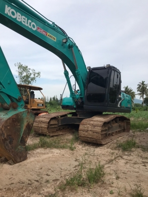 ขายแบคโฮ KOBELCO sk200-8 XM