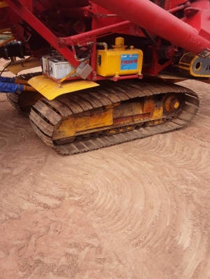 ขายรถเกี่ยวข้าว เกษตรพัฒนา เงินมีปี56 ช่วงล่างโซ่เปลี่ยนใหม่ เอกสารครบ เครื่อง6HE1โบว์245 ช่วงล่าง10เพลาใหญ่