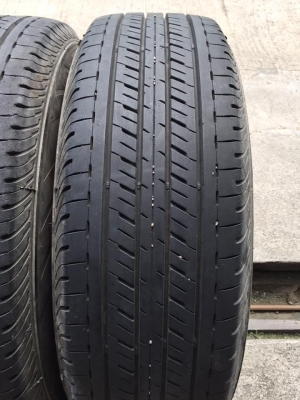 ยางบริสโตน215/70/15ปี16 ดอกยาง90\%+ โทร.0879050181.จัดส่งได้ครับ