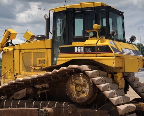 ขายรถดันดิน CAT D6R นำเข้าเองจากญี่ปุ่น สภาพสวยพร้อมใช้ มีVDOการทำงานครับ