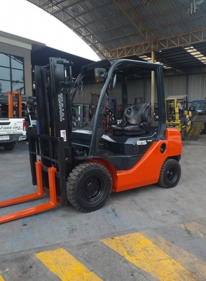 ขายรถฟอร์คลิฟท์เก่านอกนำเข้าจากญี่ปุ่น Toyota 8FD25 ขายรถฟอร์คลิฟท์เก่านอกนำเข้าจากญี่ปุ่น Toyota 8FD25