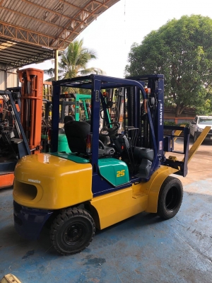 ขายรถฟอร์คลิฟท์เก่านำเข้าจากญี่ปุ่น KOMATSU FD25-12 ขายรถฟอร์คลิฟท์เก่านำเข้าจากญี่ปุ่น KOMATSU FD25-12