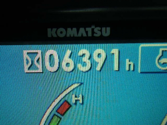 ขายรถขุดนำเข้าจากประเทศญี่ปุ่น komatsu pc120-8 แทรกกว้าง 70 cm สนใจติดต่อสอบถาม 0923309229 อีด