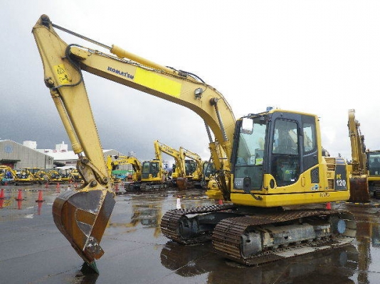 ขายรถขุดนำเข้าจากประเทศญี่ปุ่น komatsu pc120-8 แทรกกว้าง 70 cm สนใจติดต่อสอบถาม 0923309229 อีด