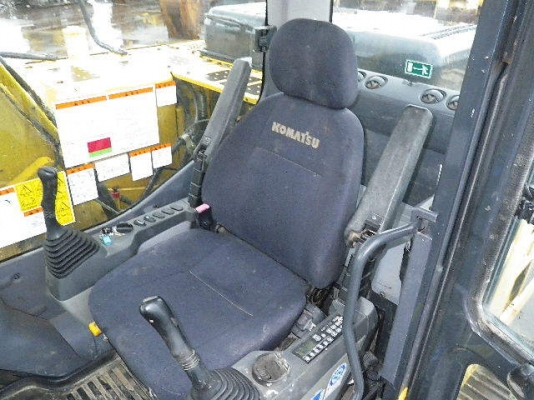 ขายรถขุดนำเข้าจากประเทศญี่ปุ่น komatsu pc120-8 แทรกกว้าง 70 cm สนใจติดต่อสอบถาม 0923309229 อีด