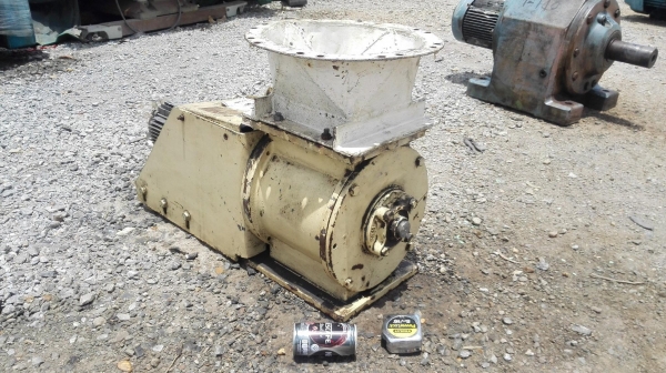 โรตารี่วาล์ว(แอร์ล็อค)Rotary Valve ปากท่อ 10&rdquo; พร้อมชุดมอเตอร์เกียร์ Sew Eurodrive ใบพัดสเตนเลส
