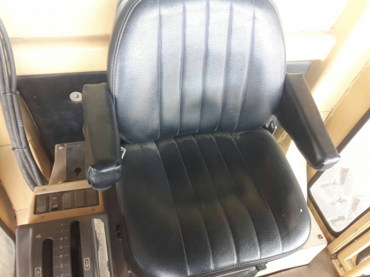 ขายรถเกรดCAT140H เป็นCATอเมริกา4,700,000 ราคานี้ยังไม่รวมภาษี7เปอร์เซ็นต์