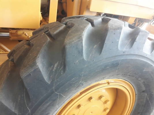 ขายรถเกรดCAT140H เป็นCATอเมริกา4,700,000 ราคานี้ยังไม่รวมภาษี7เปอร์เซ็นต์