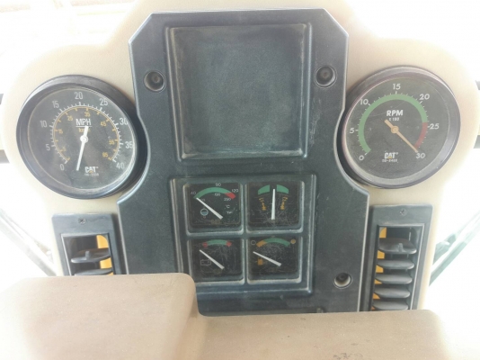 ขายนถเกรดCAT140H เป็นCATบราซิลเอกสารครบราคา 4,400,000ราคานี้ยังไม่รวมภาษี7เปอร์เซ็นต์