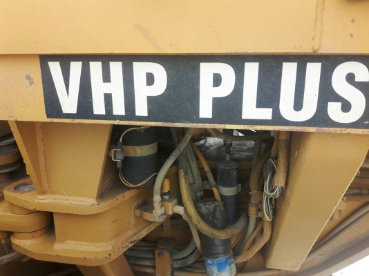 ขายนถเกรดCAT140H เป็นCATบราซิลเอกสารครบราคา 4,400,000ราคานี้ยังไม่รวมภาษี7เปอร์เซ็นต์