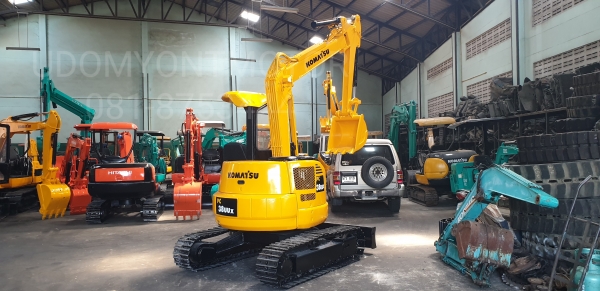 ขาย รถขุด KOMATSU รุ่น PC38UU-2- มือสองญี่ปุ่น  แทรกเหล็ก  สลัก บูทเอวแน่น 100\% สวยพร้อมใช้งาน มือถือ 0818753444