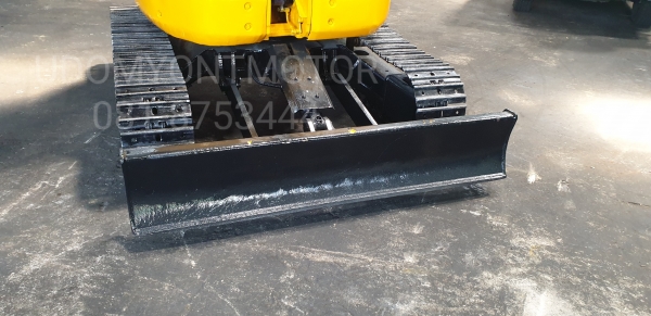 ขาย รถขุด KOMATSU รุ่น PC38UU-2- มือสองญี่ปุ่น  แทรกเหล็ก  สลัก บูทเอวแน่น 100\% สวยพร้อมใช้งาน มือถือ 0818753444