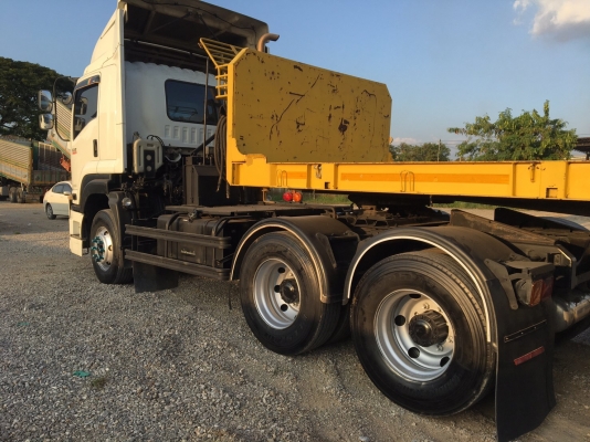 ขายIsuzu หัว360ปี55 พร้อมหางพื้นเรียบปี61 ราคา 2,050,000ต่อรอง จัดไฟแนนซ์ได้ 1,900,000-2,000,000
