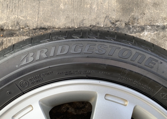 ล้อแม็ก 4รู100 Mitsu Mirage ขอบ 14 แถมยาง 165-65-14 Bridgestone ปี 15