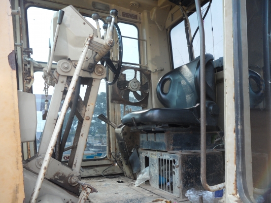 140g รถเกรดcat รถสวยคุณภาพราคามิตรภาพเอกสารอินวอย@1,750,000บาทสนใจใคร่โทร081-9891989หรั่ง