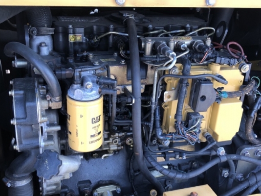 ขายรถตักล้อยาง CAT 910H นำเข้าเองจากญี่ปุ่น สภาพสวยพร้อมใช้ มีVDOการทำงานครับ ขายรถตักล้อยาง CAT 910H นำเข้าเองจากญี่ปุ่น สภาพสวยพร้อมใช้ มีVDOการทำงานครับ