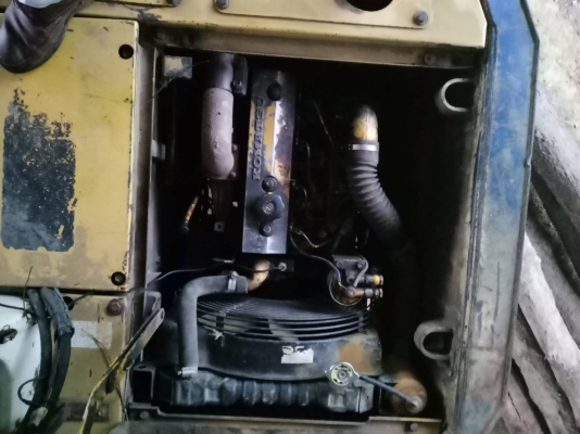 ขายKOMATSU PC60-6 มีหัวคีปพร้อมบุ้งกี๋รถพร้อมใช้ราคา 500,000