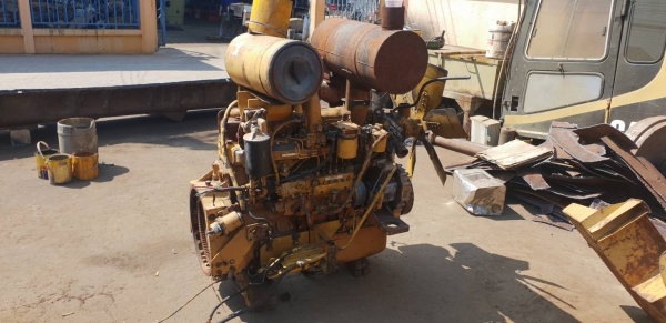 ขายเครื่องรถตัก โคมัสสุ WA350-1 6D110