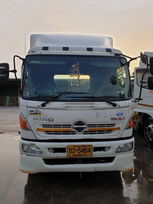 รถบรรทุก 10 ล้อหัวลาก ยี่ห้อ HINO 500 FM8J จดทะเบียนปี 2558