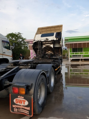 รถบรรทุก 10 ล้อหัวลาก ยี่ห้อ HINO 500 FM8J จดทะเบียนปี 2558