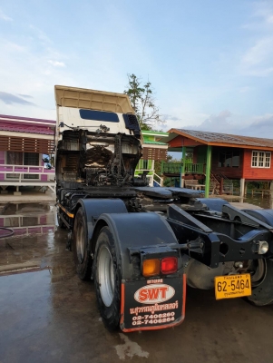 รถบรรทุก 10 ล้อหัวลาก ยี่ห้อ HINO 500 FM8J จดทะเบียนปี 2558