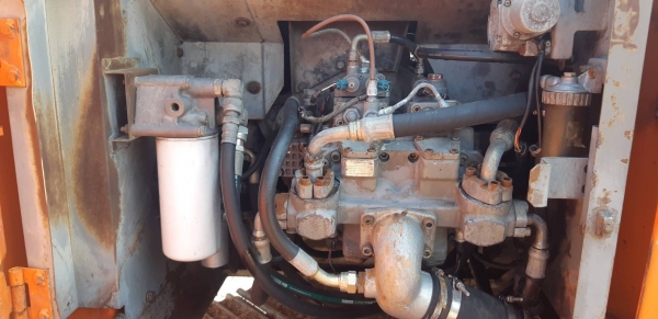 ขายHITACHI ZX200-1 เอกสารอินวอยเดิมทั้งคันราคา 780,000