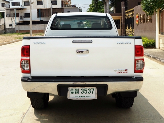 TOYOTA HILUX VIGO SMART CAB 2.5 E VNT 4WD ปี 2011 เกียร์MANUAL 4X4